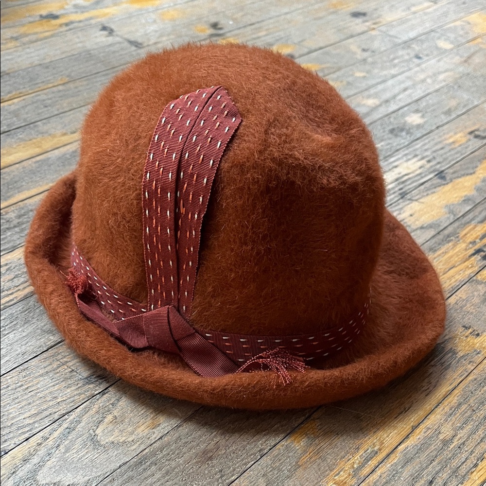 Genuine Beaver Felt Hat